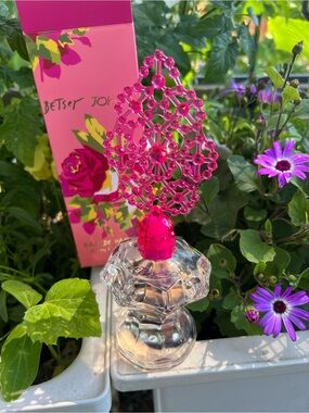 Betsey Johnson Hot Pink Lattice-Top Faceted Glass Perfume Bottle